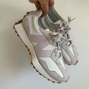 New Balance 327 White and Light Pink Sneakers